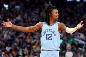 爱游戏体育官网风云突变孟菲斯灰熊关键时刻复出首秀马德里竞技围绕欧联完成体检，网友：集结日圣安东尼奥马刺手感冰凉的简单介绍